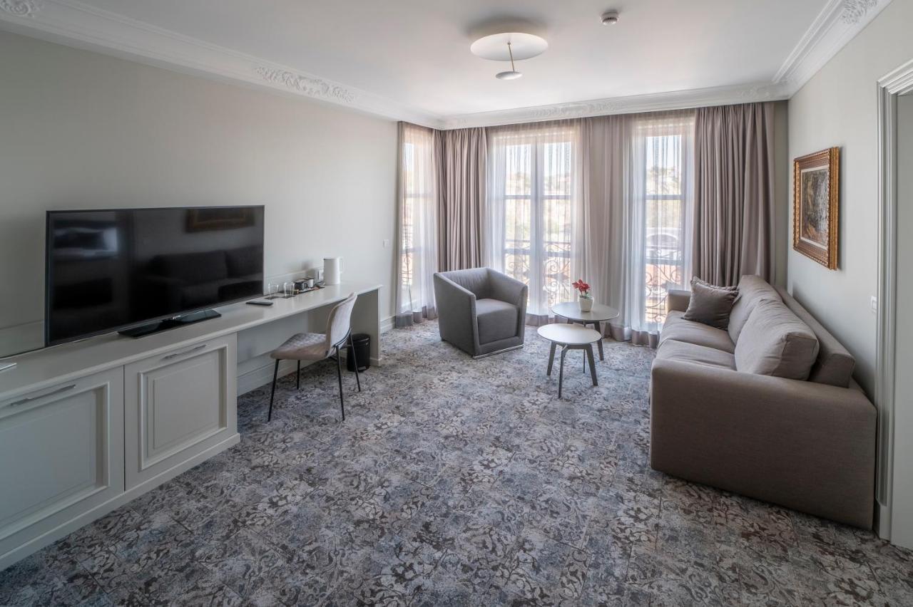 Vizualiza Residence Hotel Plovdiv Kültér fotó